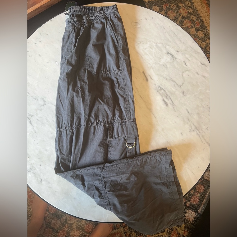 Women’s Gray Cargo Pants